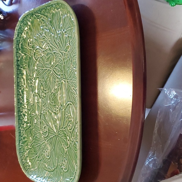 Very Rare Vintage Portuguese Bordallo Pinheiro Green Ivy serving plater Lattice - Picture 6 of 10